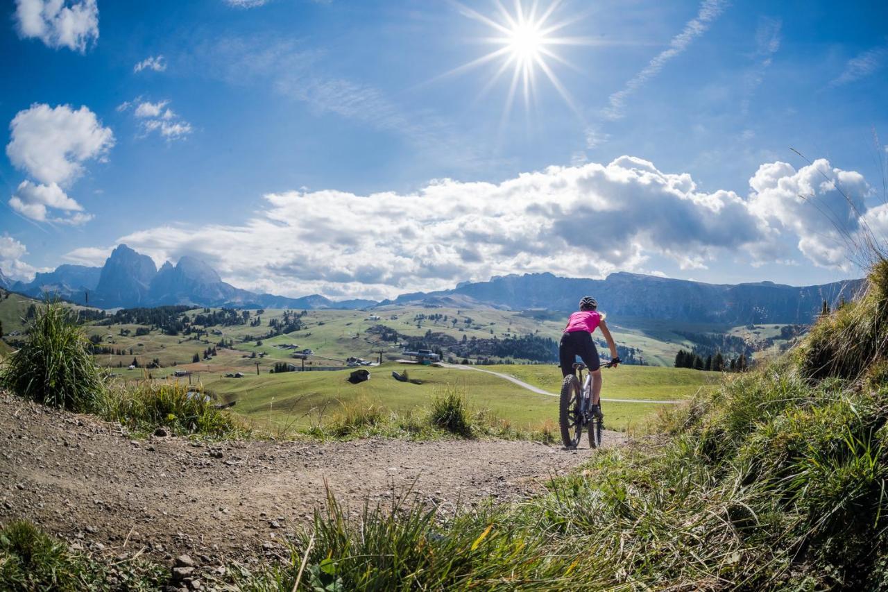 Sporthotel Floralpina Alpe Di Siusi Luaran gambar