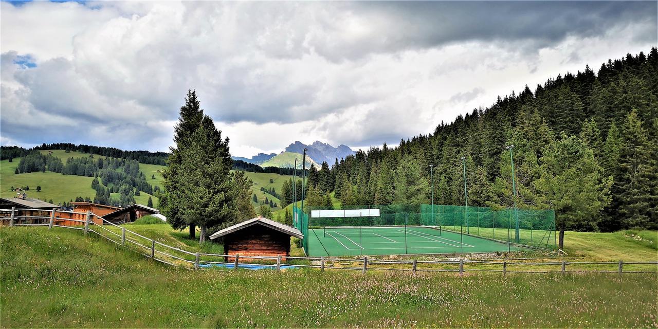 Sporthotel Floralpina Alpe Di Siusi Luaran gambar